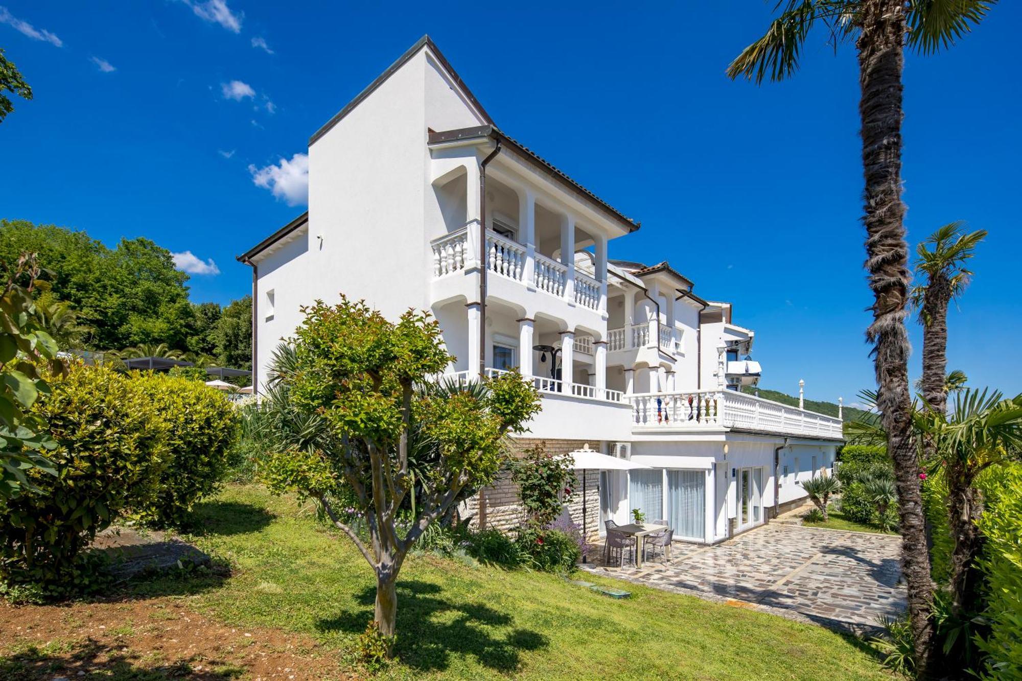 Villa Garden Apartment With Pool Opatija Exterior foto